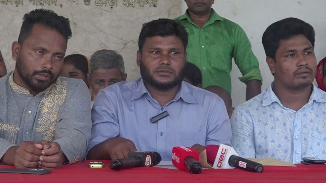 নীলফামারীতে গণঅধিকার পরিষদের শতাধিক নেতাকর্মীর পদত্যাগ